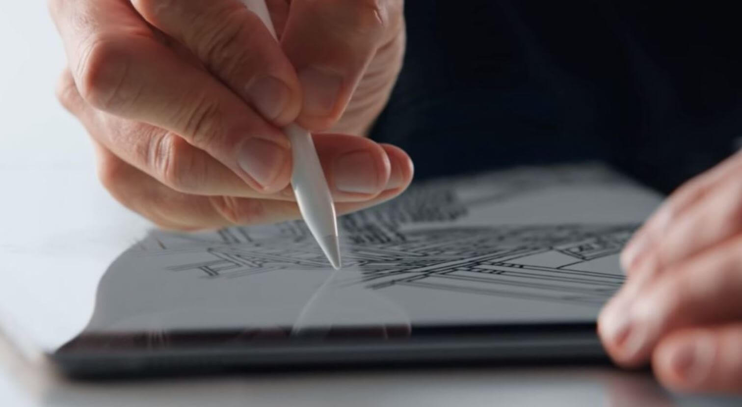 Какой стилус выбрать для рисования. Apple Pencil — классный выбор для художников, а S Pen — перо на каждый день. Фото.