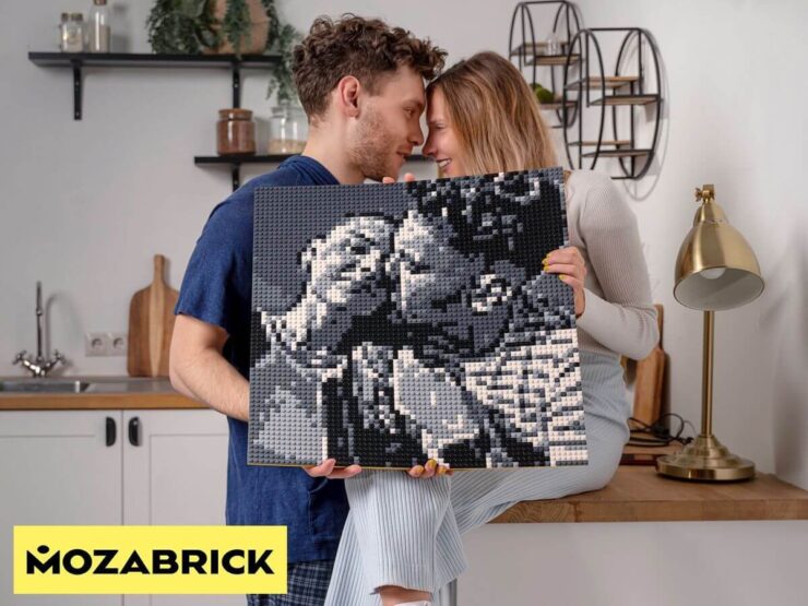 Фото-конструктор в стиле ”пиксель-арт”. Полотно даже самого маленького набора получается довольно большим. Фото.