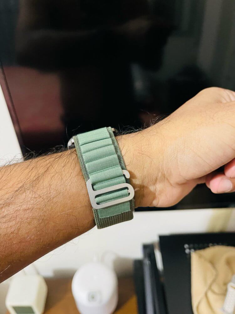 Correia para Apple Watch.  O fecho da pulseira do Apple Watch Ultra é específico.  Foto.