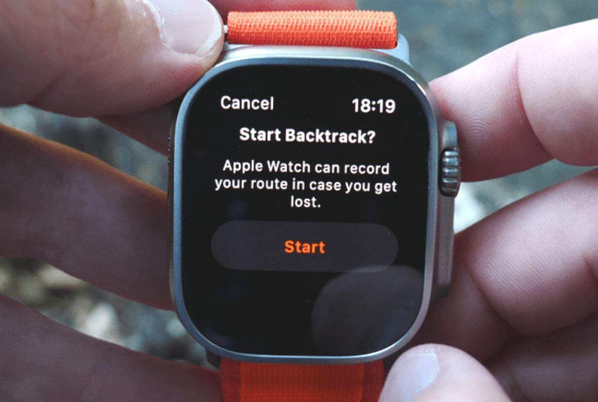Как вернуться по компасу на Apple Watch. С помощью Apple Watch можно сохранить геопозиции, которые были пройдены в пути. Фото.