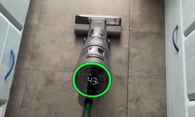 Характеристики Dreame H12 — пылесоса с влажной уборкой. Dreame H12 начисто убирает любую гладкую поверхность одним движением. Фото.