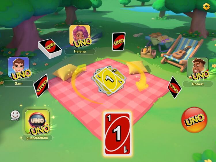 Карточная игра Uno. Интерфейс здорово продуман и прорисован. Фото.