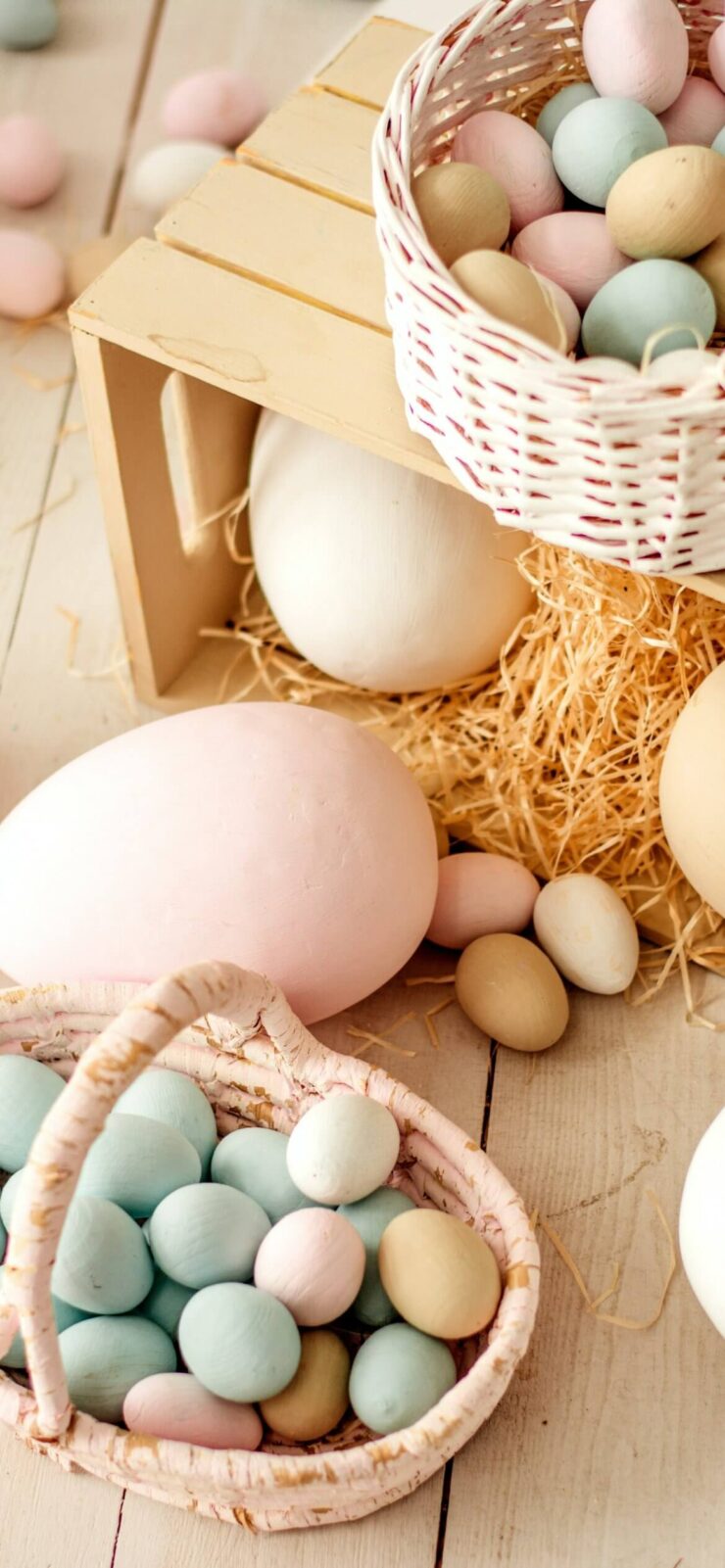 Красивые весенние обои на телефон. Скачать пасхальные обои. Фото.