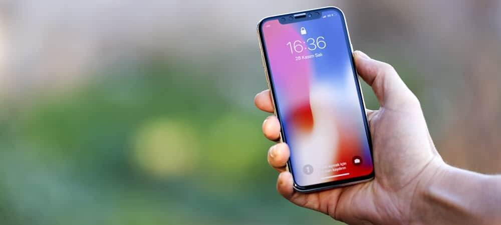 Любой безрамочный Айфон поддерживает выход из сна касанием. Фото.