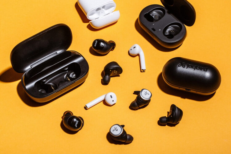 Крутые беспроводные наушники с шумоподавлением на замену AirPods Pro. Крутые беспроводные наушники с шумоподавлением на замену AirPods Pro. Фото.