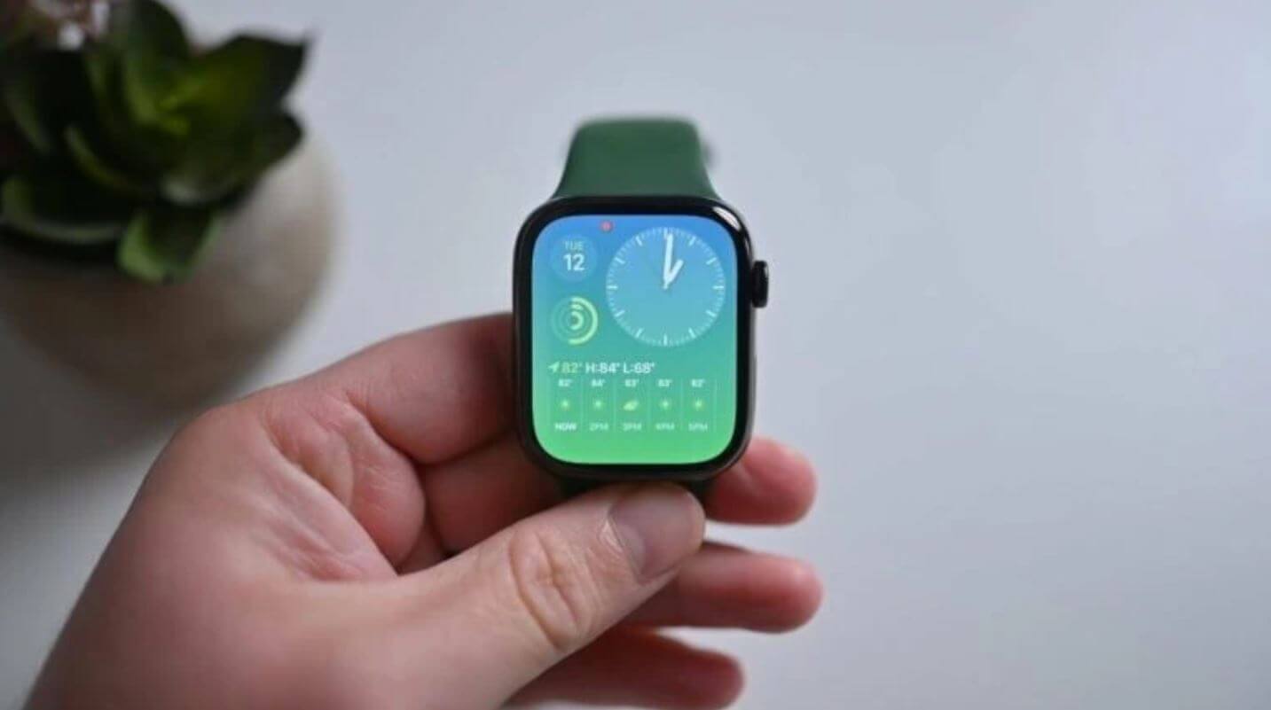 Как исправить зеленый экран на Apple Watch. Проблемы добрались до Apple Watch. Вот что будет, если обновить их. Фото.