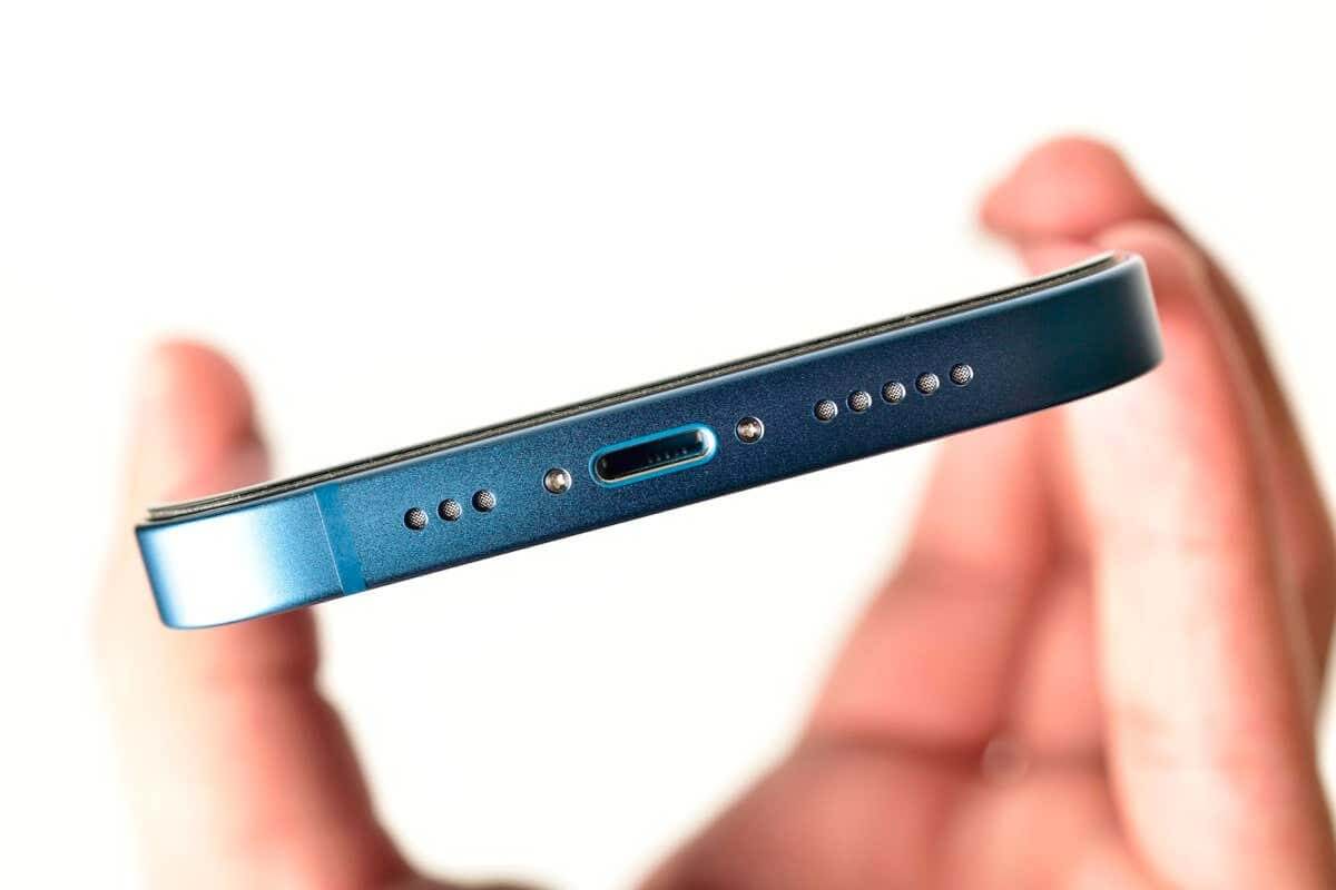 В итоге динамики будут выглядеть как новые. Фото.