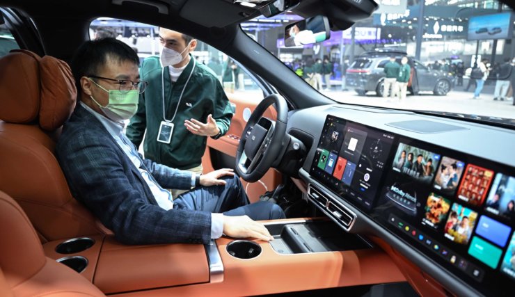 Что известно об Apple Car. Это мог бы быть салон Apple Car, но это серийный Lixiang L9, который доступен для покупки всем желающим. Что известно об Apple Car. Это мог бы быть салон Apple Car, но это серийный Lixiang L9, который доступен для покупки всем желающим. Фото.