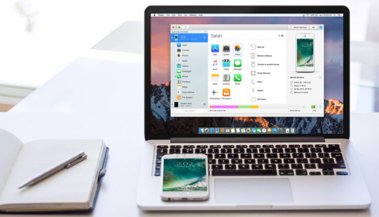 В офисе МКБ приложение по-прежнему можно установить. Фото.