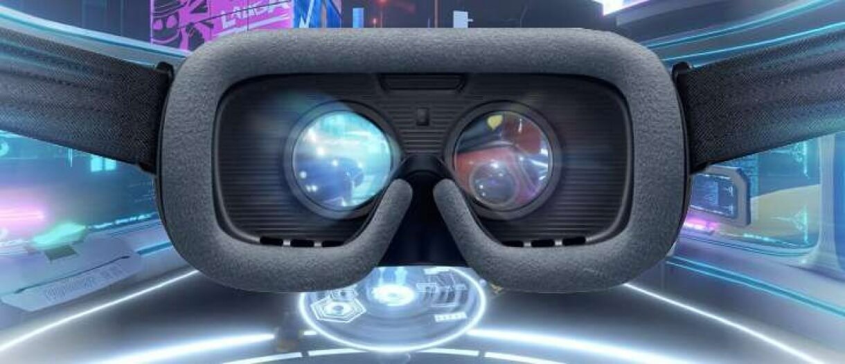 Экраны — одна из самых главных составляющих любой VR-гарнитуры. Фото.