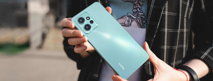 Стоит ли покупать Redmi Note 12. Смартфон получился большим, и смотреть на нем разные видюшки очень комфортно. Стоит ли покупать Redmi Note 12. Смартфон получился большим, и смотреть на нем разные видюшки очень комфортно. Фото.