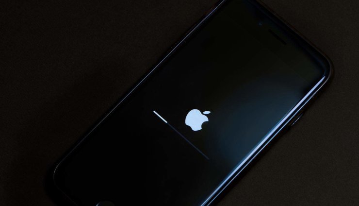 Следят ли за нами через телефон. Лицензию на взлом Айфонов у NSO Group покупают правительства многих стран. Фото.