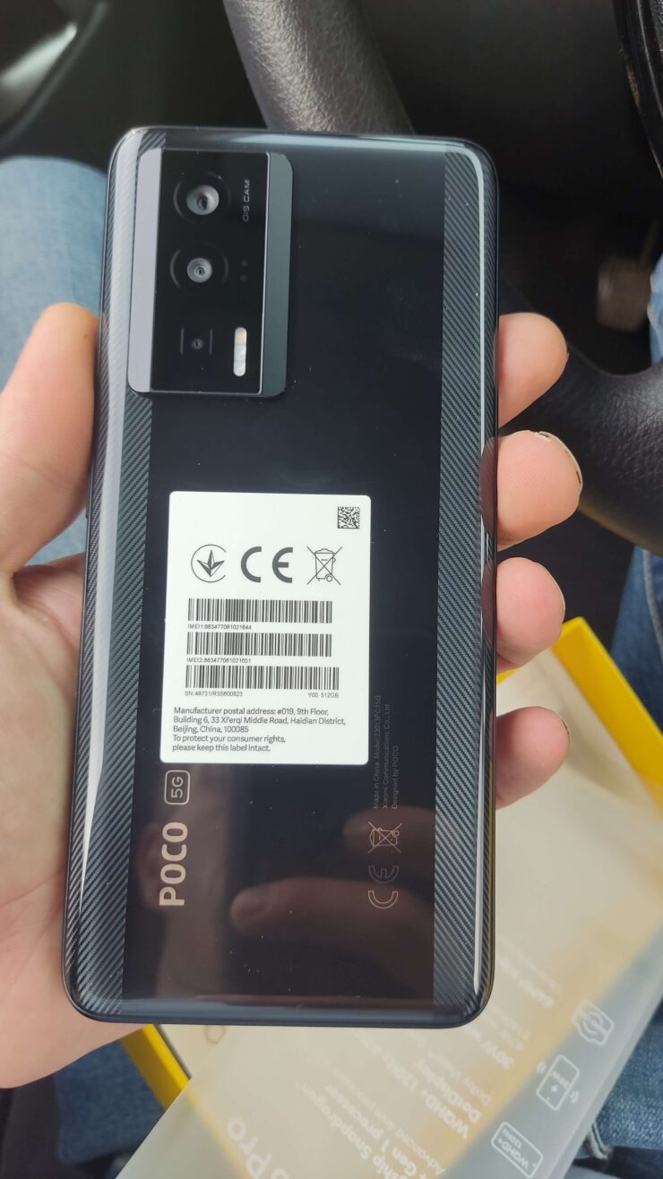 Смартфон POCO F5 Pro. Телефон еще и выглядит прикольно. Смартфон POCO F5 Pro. Телефон еще и выглядит прикольно. Фото.