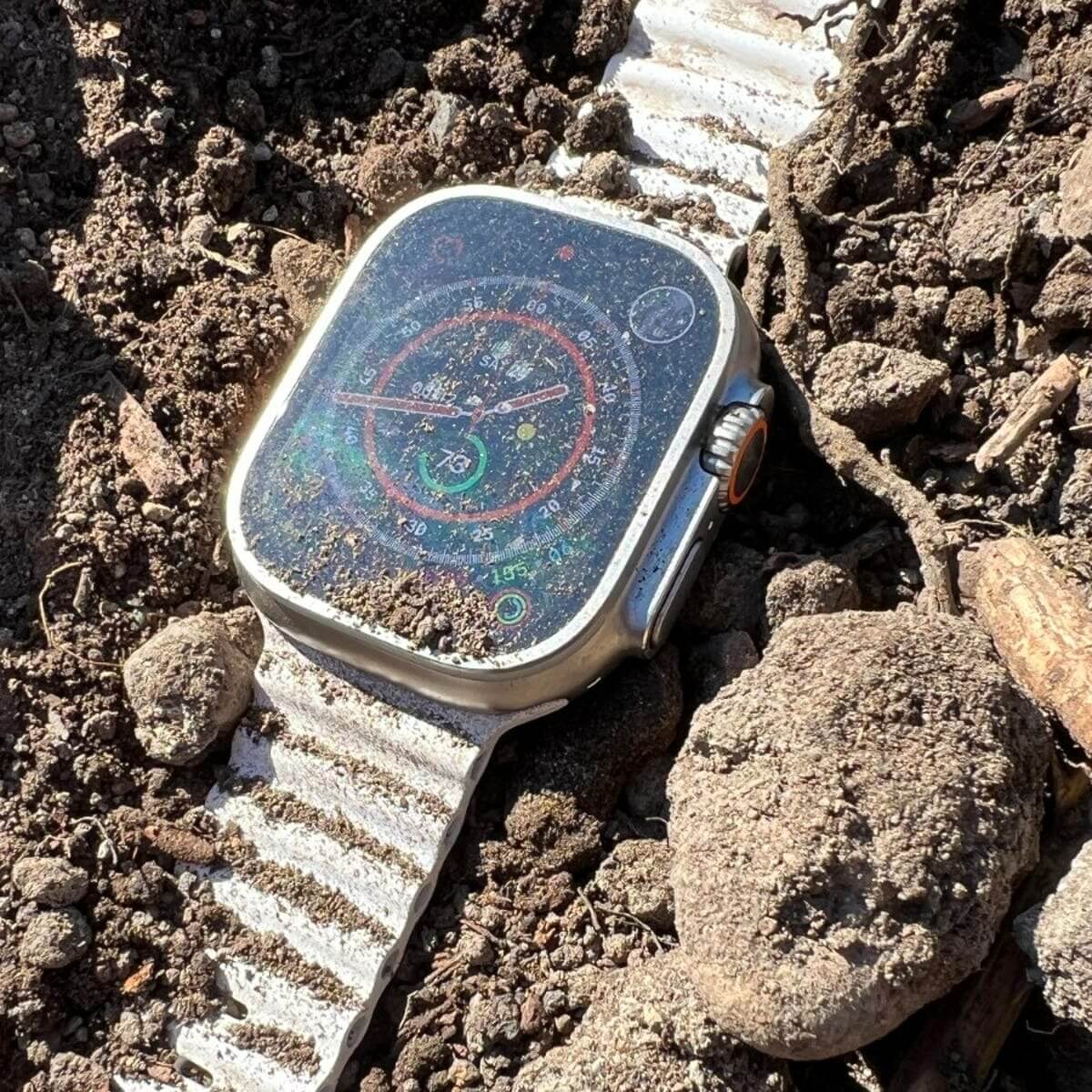 Когда выйдут новые Apple Watch. Apple Watch Ultra могут получить дисплей еще большего размера. Фото.