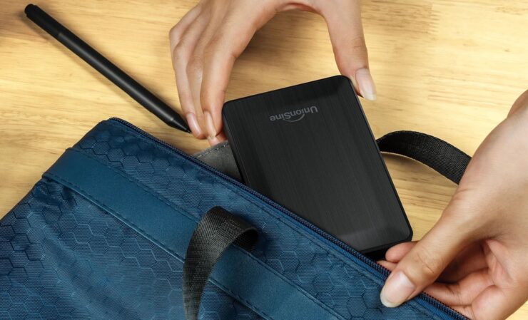 Где лучше всего хранить данные. Жёсткий диск более безопасен с точки зрения хранения данных, чем SSD. Фото.