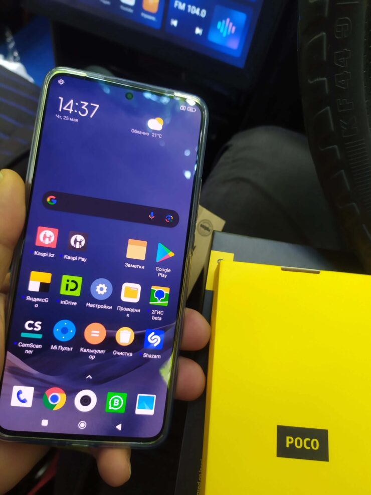 Смартфон POCO F5 Pro. Большой экран POCO F5 Pro позволит с комфортом не только посидеть в социальных сетях, но и посмотреть видео. Смартфон POCO F5 Pro. Большой экран POCO F5 Pro позволит с комфортом не только посидеть в социальных сетях, но и посмотреть видео. Фото.