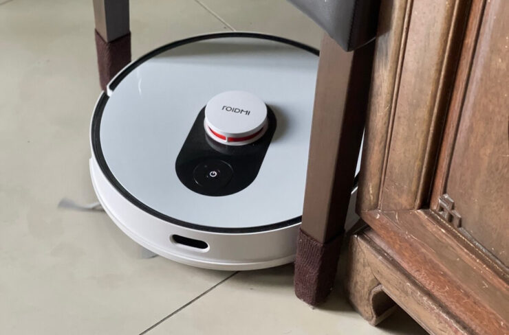 Робот-пылесос с самоочисткой. Robot Eve Plus уберётся не хуже, чем Eva. Робот-пылесос с самоочисткой. Robot Eve Plus уберётся не хуже, чем Eva. Фото.