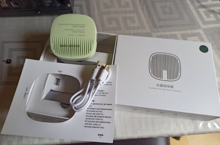 Как убрать неприятный запах из холодильника. Зарядите этот очиститель воздуха и установите в холодильнике. Как убрать неприятный запах из холодильника. Зарядите этот очиститель воздуха и установите в холодильнике. Фото.