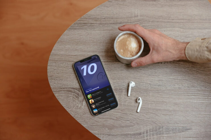 Даже в топ-10 стратегий от Apple есть откровенный шлак. Фото.