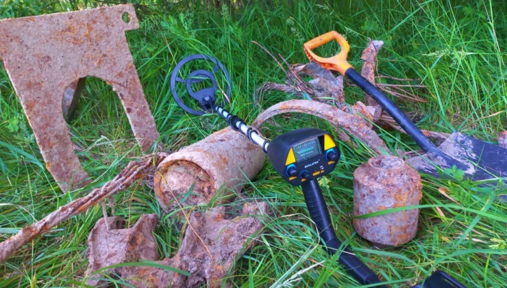 Стоит ли покупать металлоискатель с АлиЭкспресс. Металлоискатель позволяет искать драгоценности даже под водой. Стоит ли покупать металлоискатель с АлиЭкспресс. Металлоискатель позволяет искать драгоценности даже под водой. Фото.