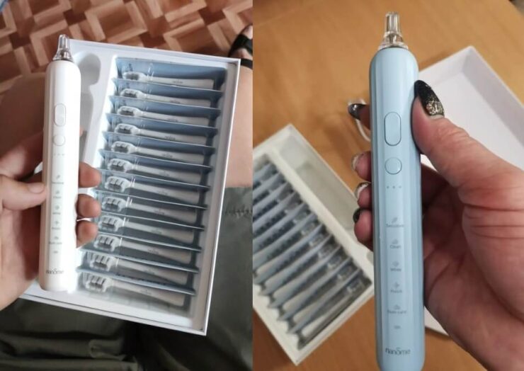 Какую зубную щетку купить. Щетка доступна в двух цветах. Фото.