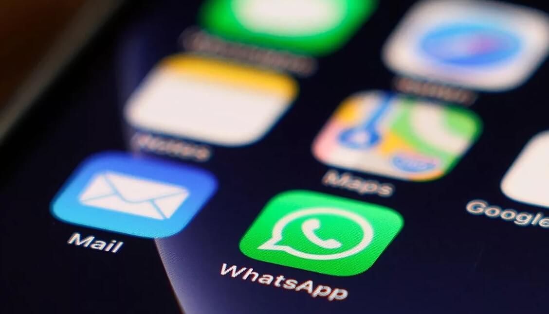 Заблокируют ли сервисы Apple. WhatsApp тоже высказался против. Но уходить из Британии не обещал. Фото.