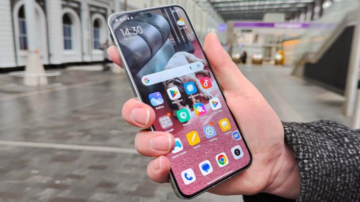 Стоит ли покупать Xiaomi 13. Xiaomi делает очень классные аппараты. Особенно флагманские. Фото.