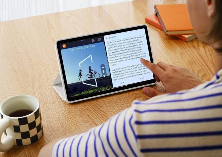 Планшет на Андроиде. На экране Xiaomi Pad 6 можно разместить несколько приложений одновременно. Фото.