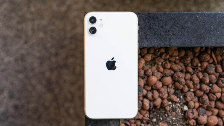 Сколько мегапикселей фронтальная камера в Айфоне. Даже iPhone 11 из 2019 года может снимать селфи с широким углом. Фото.