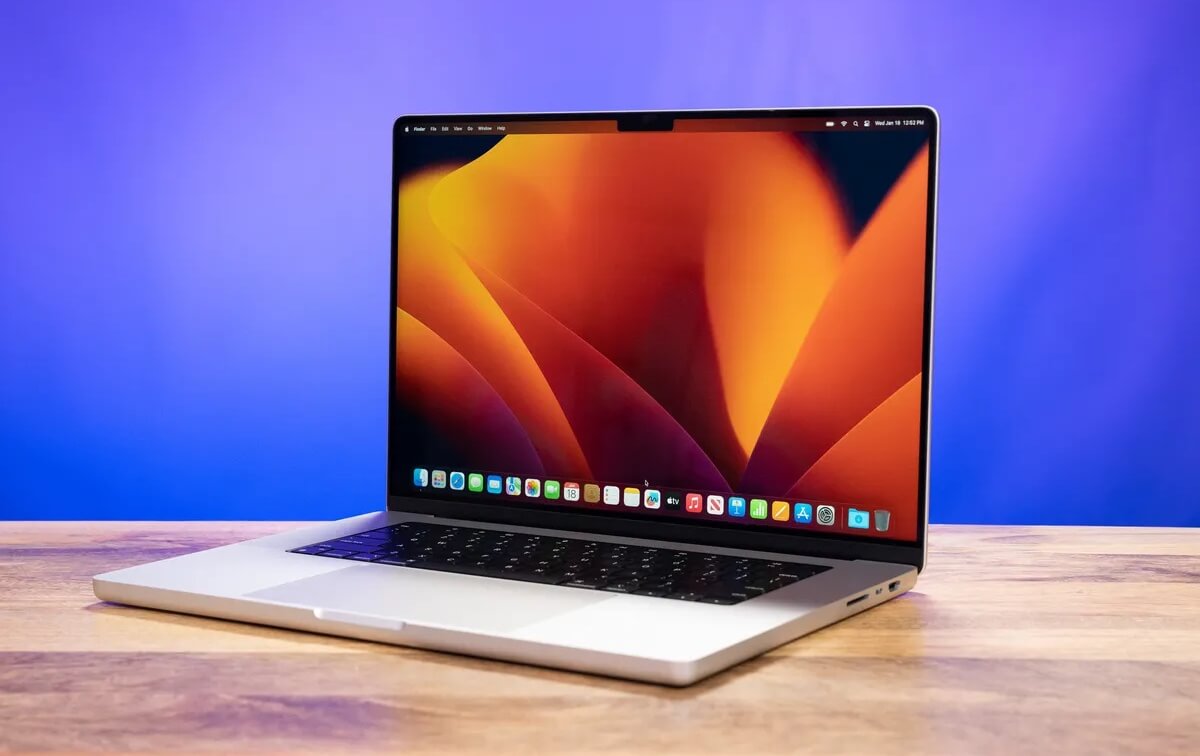 Где производится техника Apple. Такой корпус получился благодаря станку ЧПУ за 500к долларов. Фото.