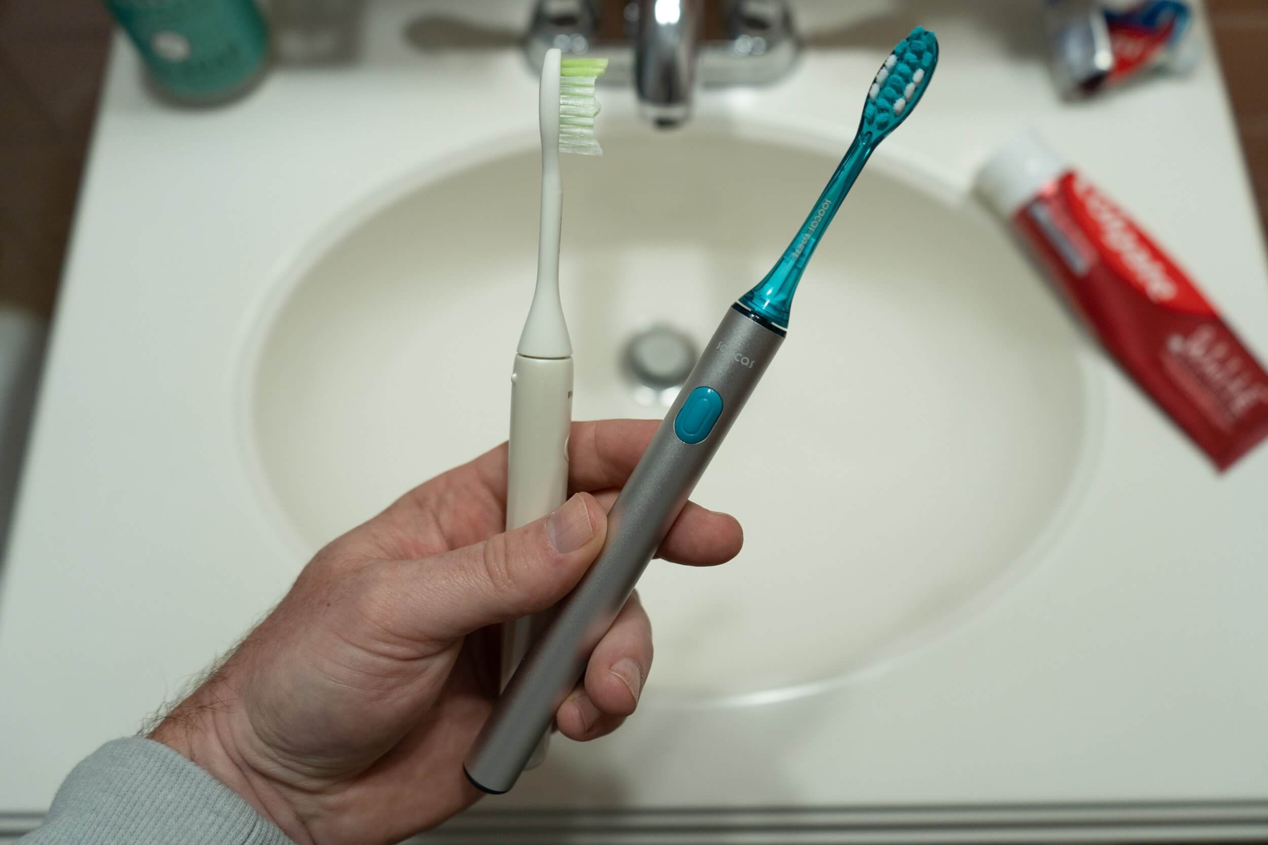 Обзор зубной щетки Braun Oral-B D 12.513 Vitality Precision Clean