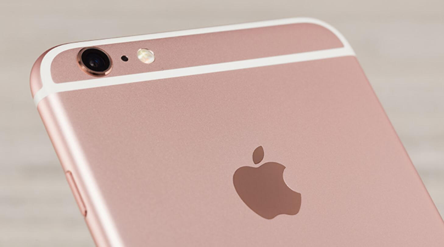 Новые цвета Айфон 15. iPhone 6S в цвете Розовое золото выглядел необычно, но красиво. Фото.