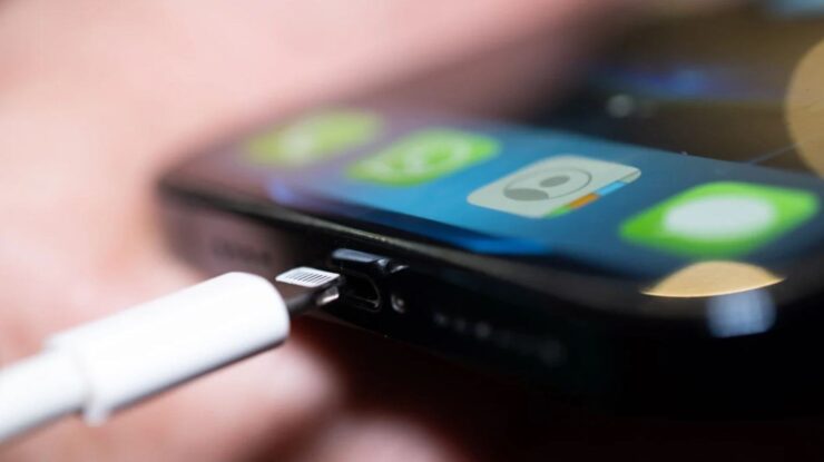 Что будет с батареей Айфона, если установить iOS 16.6.1. Фото.