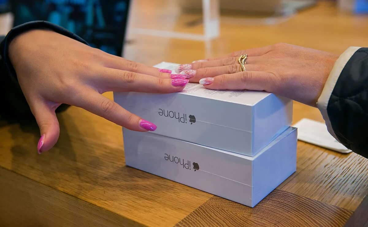 Где выгоднее всего покупать технику Apple в России? На маркетплейсах, конечно! Где выгоднее всего покупать технику Apple в России? На маркетплейсах, конечно! Фото.