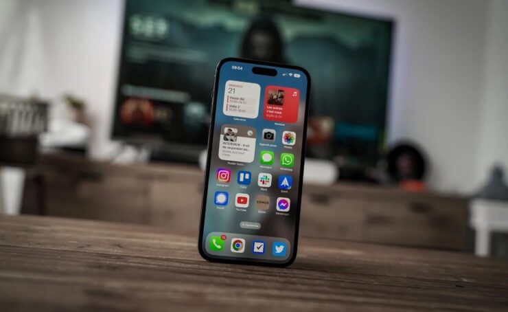 Где купить iPhone 15 в рассрочку. Новые Айфоны можно даже купить в рассрочку без переплаты. Фото.
