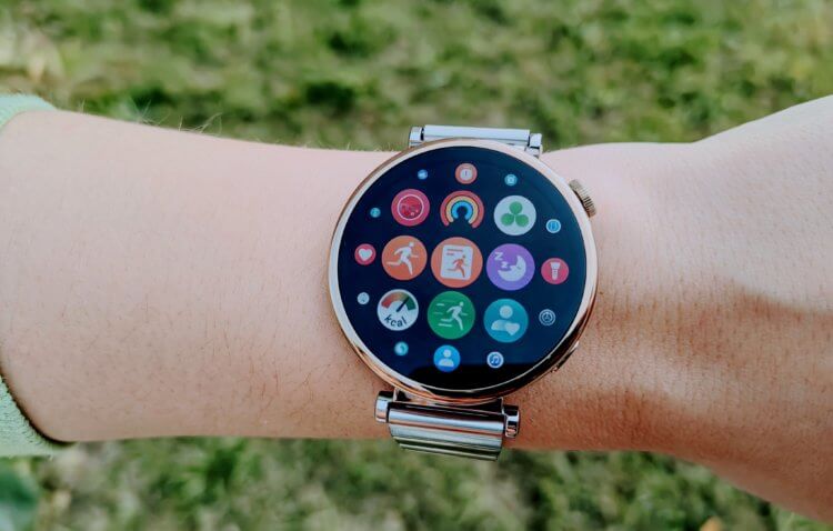 Почему стоит уйти с Apple Watch ради новых часов Huawei: браслет из стали, яркий дисплей и определение аритмии. Фото.