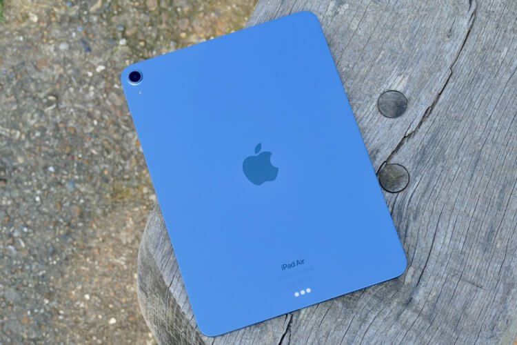 Какой Айпад лучше в 2023. iPad Air 5 получил яркие цвета корпуса, которые порадуют глаз. Источник: digitaltrends.com. Какой Айпад лучше в 2023. iPad Air 5 получил яркие цвета корпуса, которые порадуют глаз. Источник: digitaltrends.com. Фото.