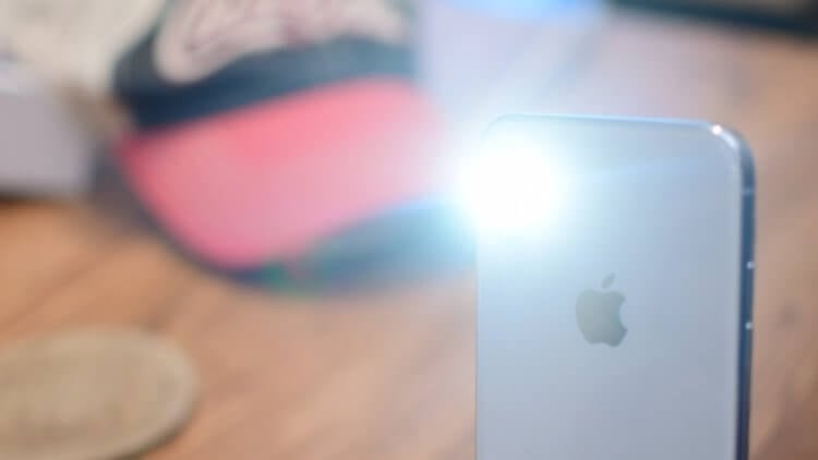 Почему внезапно не работает вспышка на iPhone. 10 способов исправить проблему без ремонта