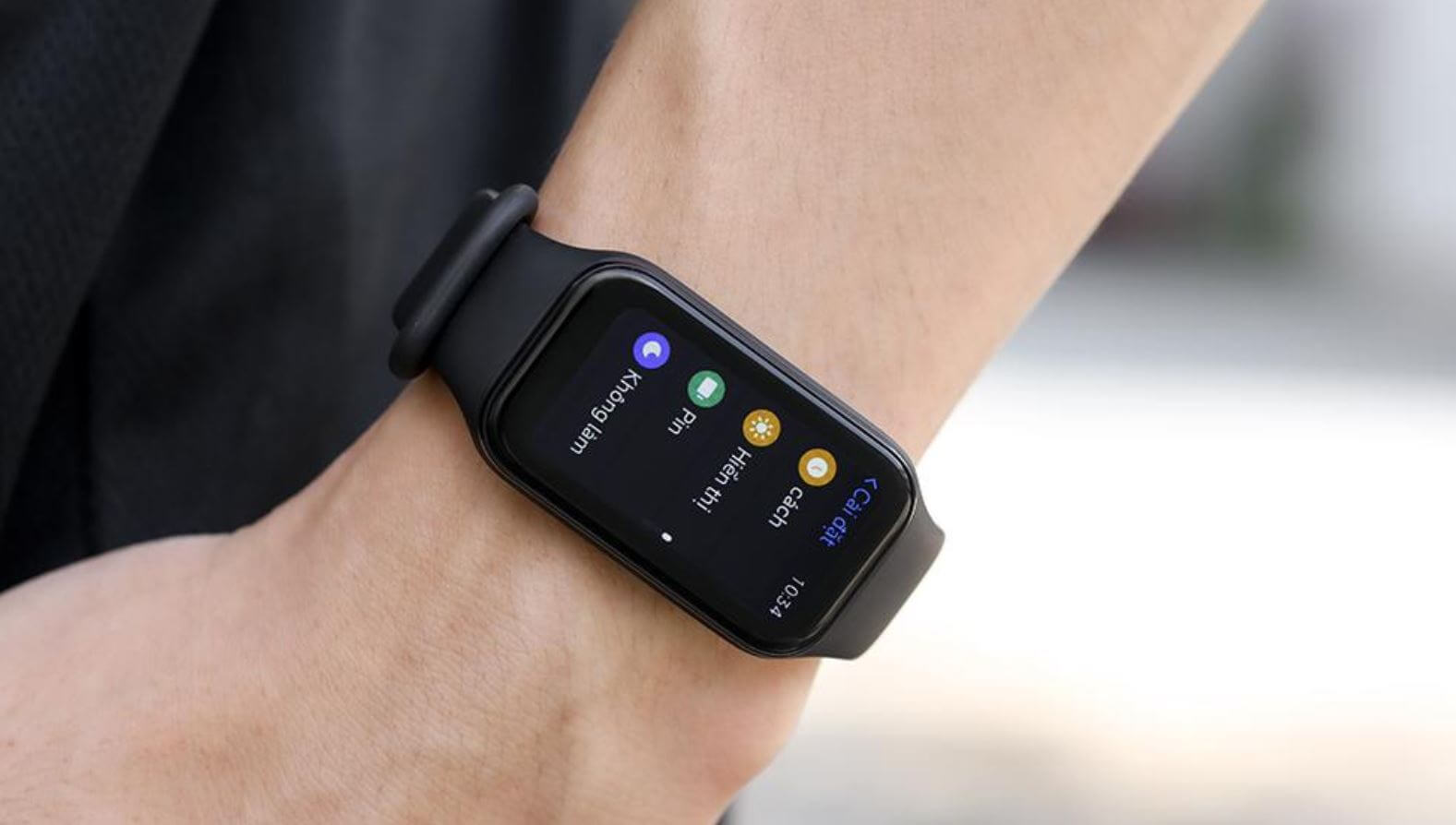 Какой Mi Band купить недорого. Mi Band 8 Active — недорогая версия фитнес-браслета в прямоугольным форм-факторе и со всеми основными функциями. Какой Mi Band купить недорого. Mi Band 8 Active — недорогая версия фитнес-браслета в прямоугольным форм-факторе и со всеми основными функциями. Фото.