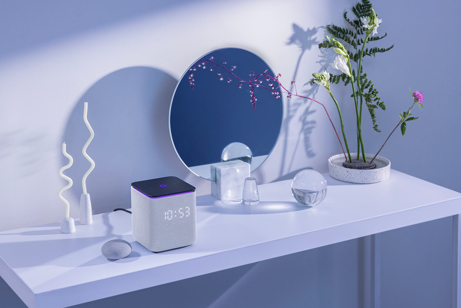 Как звучит Станция Миди. Станция Миди явно будет выдавать более глубокий бас, чем Станция 2. Фото.