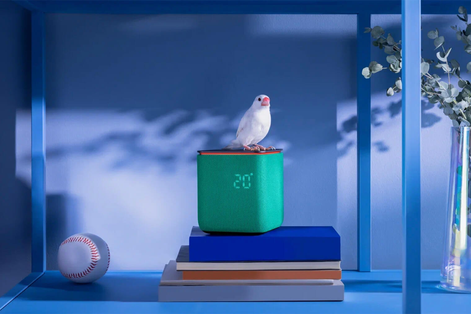 Яндекс Станция Миди — умная колонка с хорошим звуком. Яндекс Станция Миди стоит 15к рублей, но ее можно урвать дешевле. Фото.