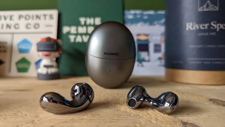Наушники-вкладыши Huawei Freebuds 5 с ANC. Наверное, это единственные наушники-вкладыши с ANC. Фото: Tech Advisor. Наушники-вкладыши Huawei Freebuds 5 с ANC. Наверное, это единственные наушники-вкладыши с ANC. Фото: Tech Advisor. Фото.