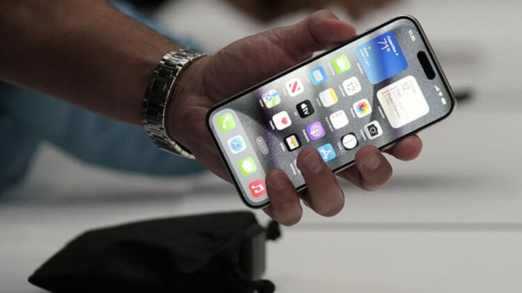 Сотрудничает ли Apple со спецслужбами. Выходит, iOS не так защищена, как мы думали. Фото: Washington Examiner. Сотрудничает ли Apple со спецслужбами. Выходит, iOS не так защищена, как мы думали. Фото: Washington Examiner. Фото.