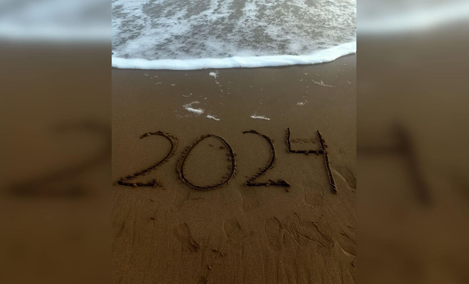 Новый год 2024 — скачать обои на Айфон. 2024 год можно встретить с мыслями о теплых краях! Новый год 2024 — скачать обои на Айфон. 2024 год можно встретить с мыслями о теплых краях! Фото.