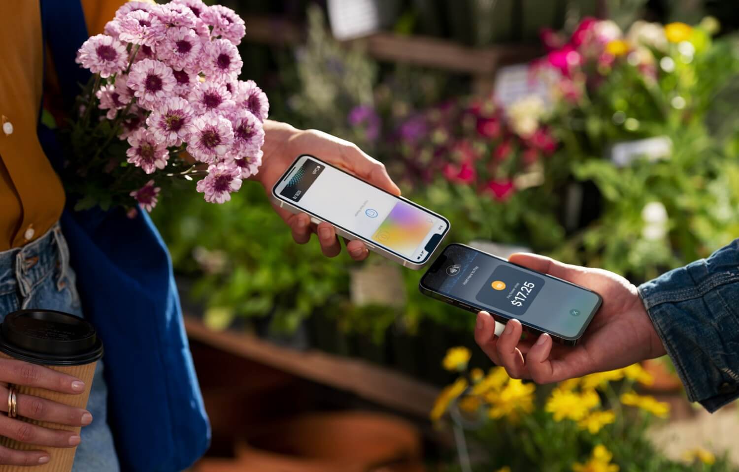 Появятся ли сторонние платежные сервисы на iPhone. NFC в iPhone скорее всего будет работать в «две стороны»: на оплату и на прием платежей. Фото: Habr. Фото.