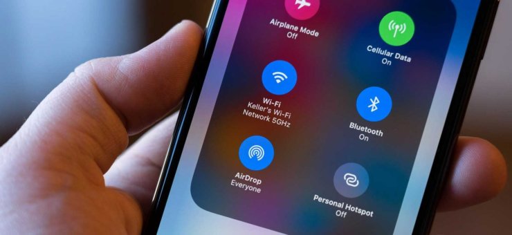 Почему фотография на iPhone сохраняется два раза. AirDrop — это быстро, безопасно и экономно. Изображение: macplus.ru. Почему фотография на iPhone сохраняется два раза. AirDrop — это быстро, безопасно и экономно. Изображение: macplus.ru. Фото.