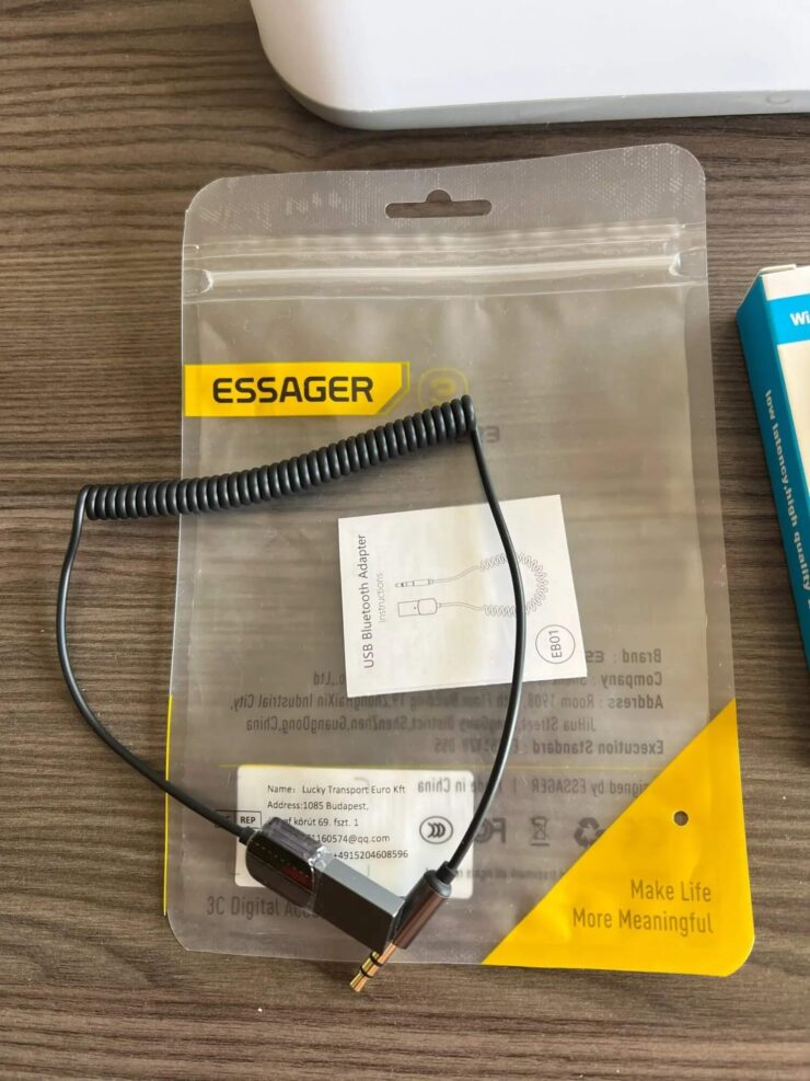 Bluetooth AUX адаптер. Добавьте Bluetooth в любой автомобиль. Bluetooth AUX адаптер. Добавьте Bluetooth в любой автомобиль. Фото.