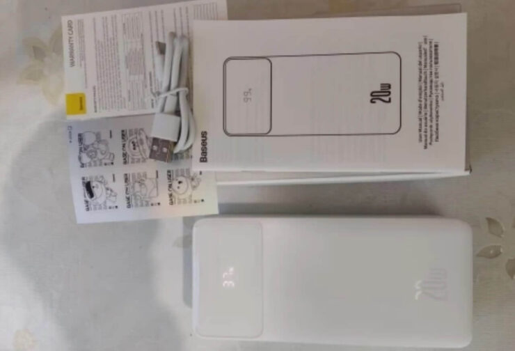 Какой внешний аккумулятор лучше. Повербанк от Baseus на 30 А*ч может зарядить несколько устройств сразу. Какой внешний аккумулятор лучше. Повербанк от Baseus на 30 А*ч может зарядить несколько устройств сразу. Фото.