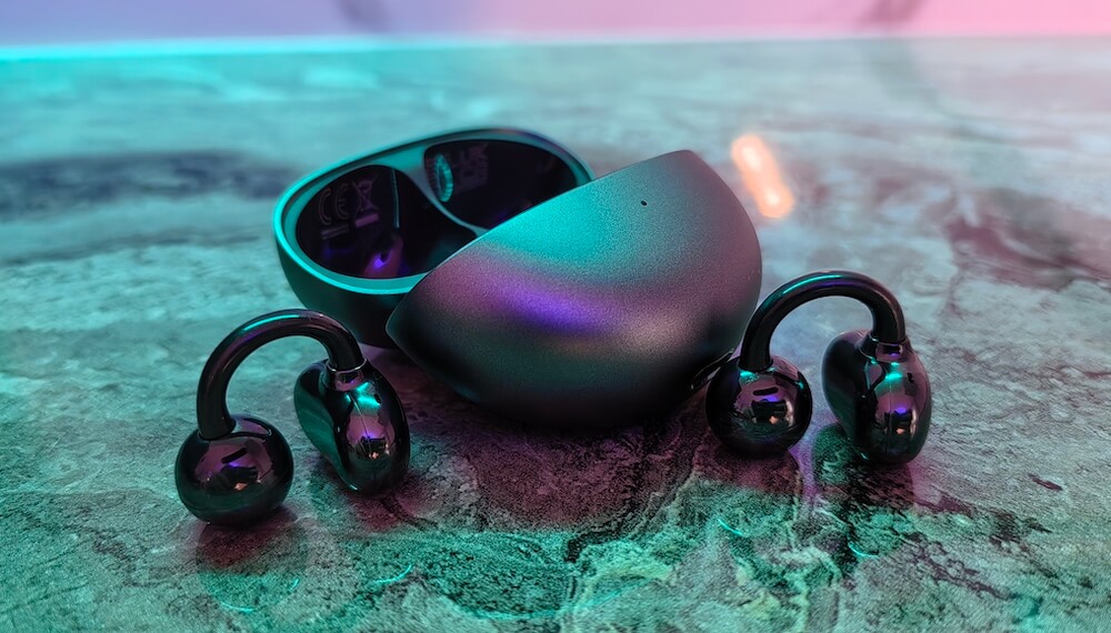 Стоит ли покупать Huawei FreeClip. Вместе с кейсом наушники работают больше 35 часов от одной зарядки. Фото.