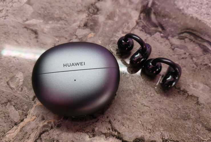 Huawei FreeClip — наушники, которые не выпадают из ушей и выглядят круче AirPods. Huawei FreeClip — пожалуй, самые удобные TWS-наушники. Huawei FreeClip — наушники, которые не выпадают из ушей и выглядят круче AirPods. Huawei FreeClip — пожалуй, самые удобные TWS-наушники. Фото.